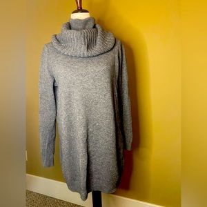 Theory Dacia Royal 100% Cashmere Sweater in Medium